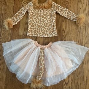 Pottery Barn Giraffe Costume. 3T